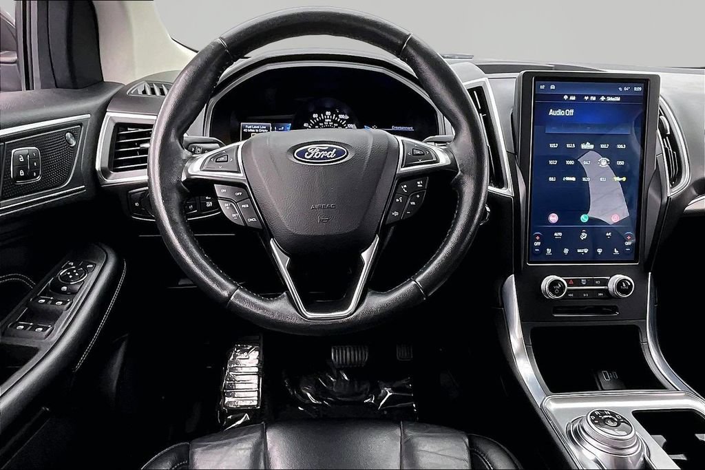 Certified 2022 Ford Edge Titanium AWD/4WD image 5