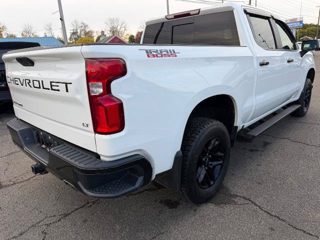 Used 2021 Chevrolet Silverado 1500 LT Trail Boss w/ Convenience Package II AWD/4WD image 2