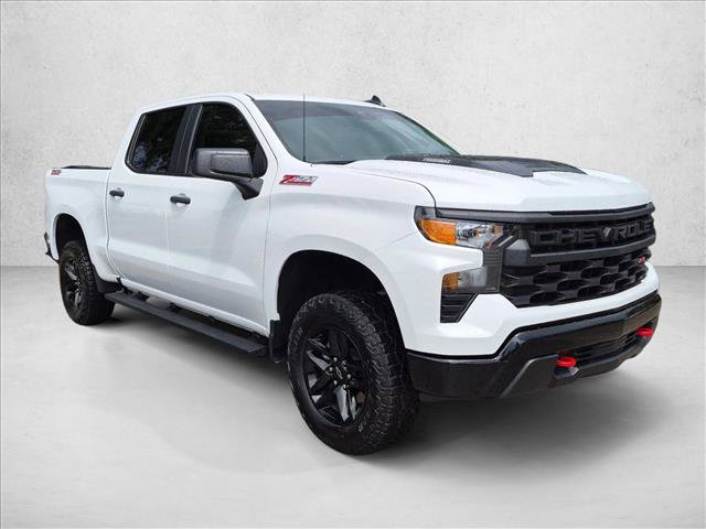 Used 2025 Chevrolet Silverado 1500 Custom Trail Boss AWD/4WD image 3