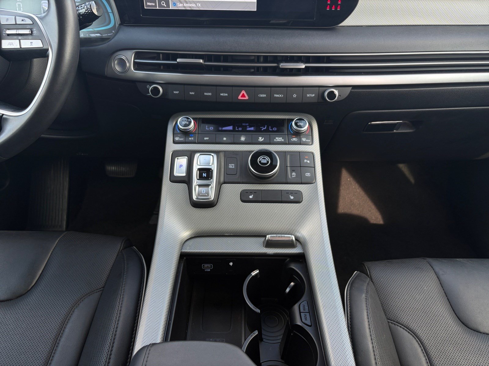 Used 2025 Hyundai Palisade SEL FWD image 18
