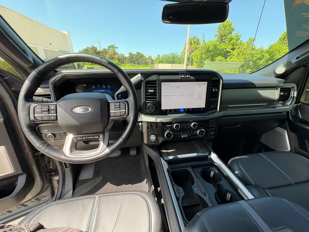 Certified 2025 Ford F250 Platinum w/ Tremor Off-Road Package AWD/4WD image 8