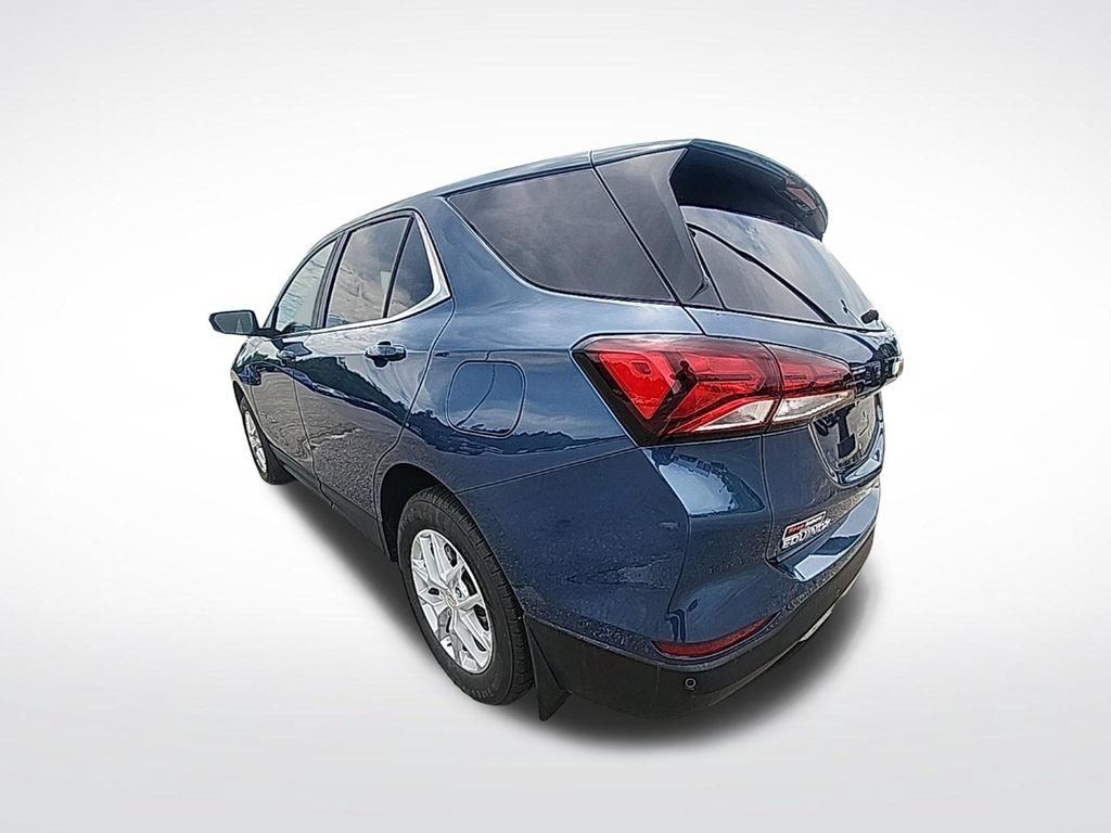 Used 2024 Chevrolet Equinox LT AWD/4WD image 5