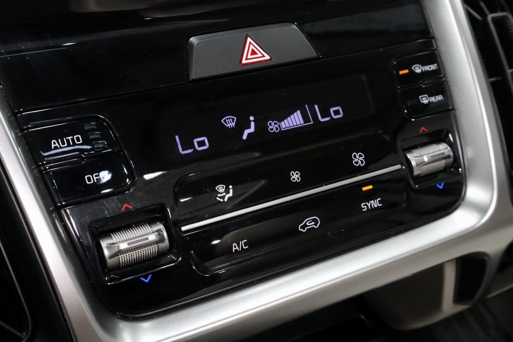 Used 2023 Kia Sorento EX w/ Panoramic Sunroof Package FWD image 32