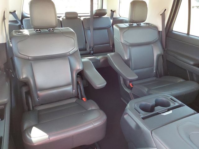 Certified 2025 Ford Expedition Active AWD/4WD image 22