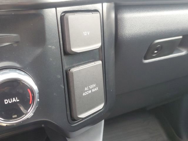 Certified 2023 Ford F350 Lariat w/ Lariat Ultimate Package AWD/4WD image 25