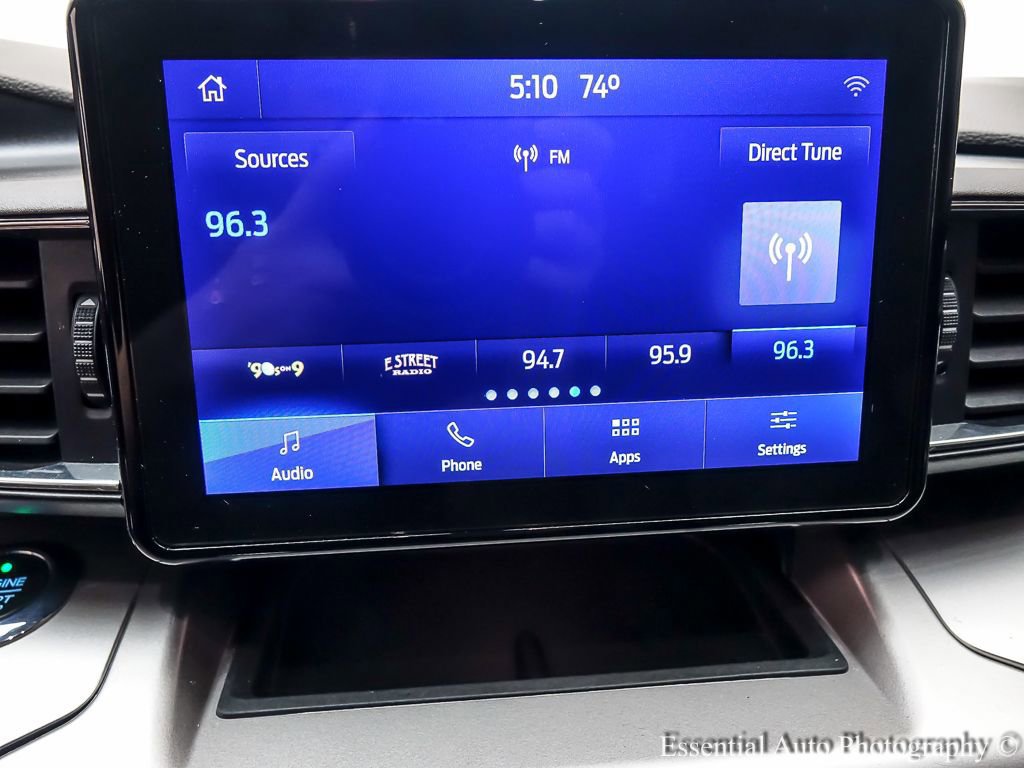 Certified 2021 Ford Explorer XLT w/ Equipment Group 202A AWD/4WD image 17