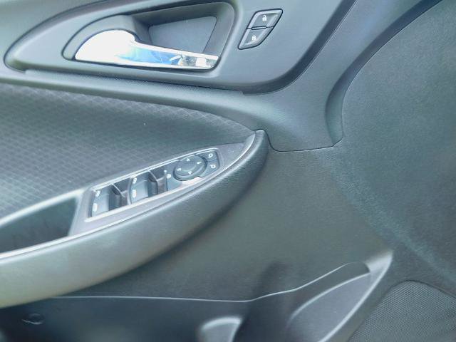 Used 2023 Chevrolet Malibu LT FWD image 15