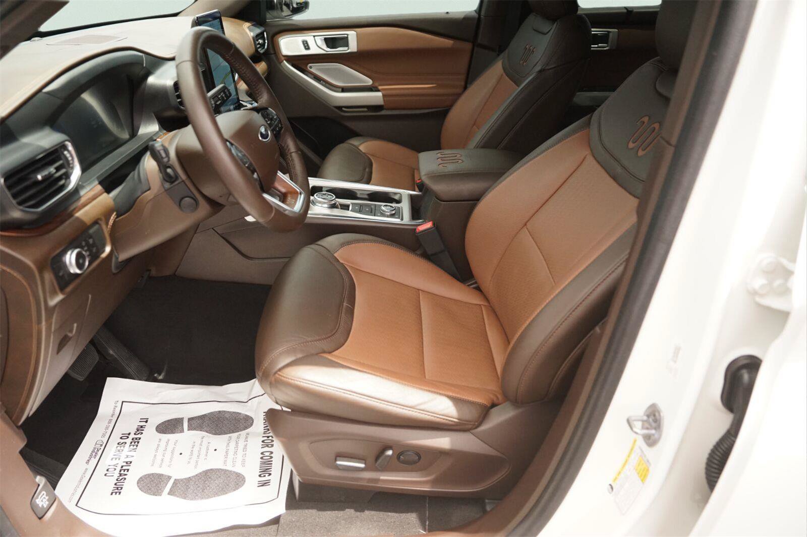 Certified 2022 Ford Explorer King Ranch w/ Class IV Trailer Tow Package AWD/4WD image 9