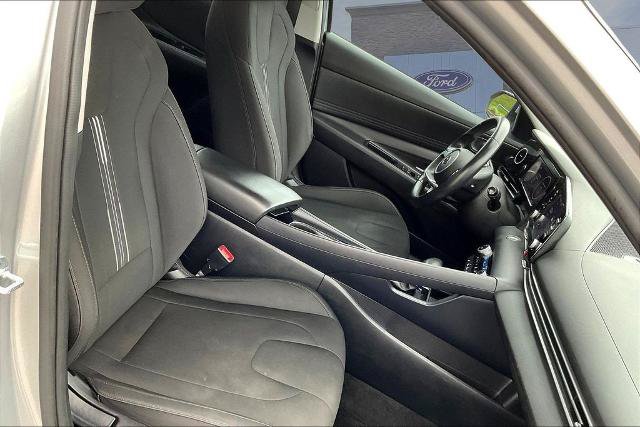 Used 2021 Hyundai Elantra SEL w/ Convenience Package FWD image 27