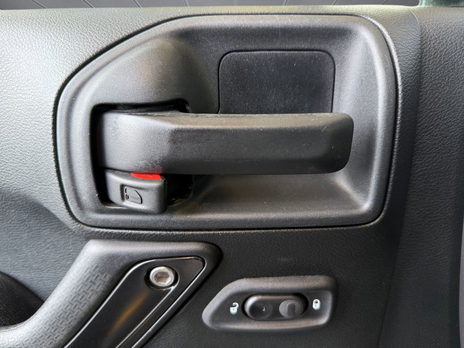 Used 2018 Jeep Wrangler Unlimited Rubicon image 24