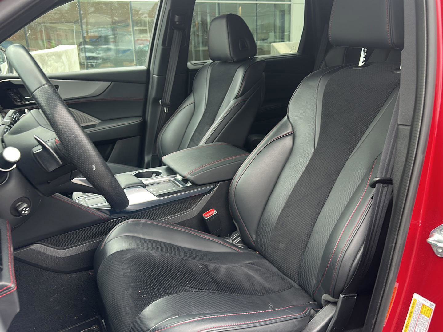 Used 2024 Acura MDX A-Spec image 15