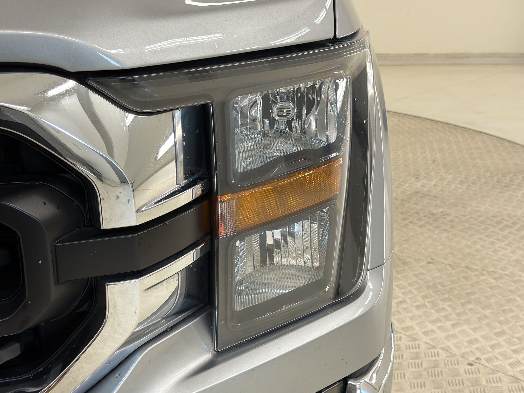 Certified 2023 Ford F150 XLT RWD image 12