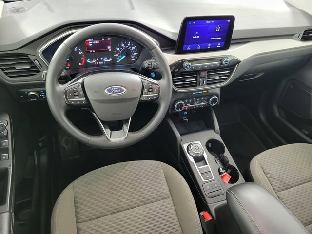 Certified 2022 Ford Escape SE w/ SE Sport Appearance Package FWD image 33