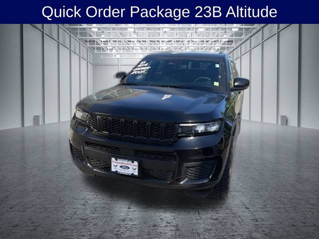 Used 2023 Jeep Grand Cherokee L Laredo AWD/4WD image 3