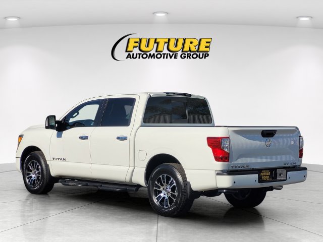 Used 2021 Nissan Titan SV w/ SV Convenience Package AWD/4WD image 7