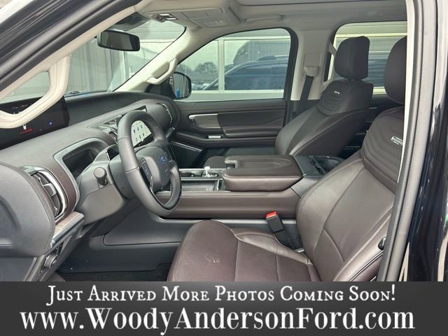 Certified 2025 Ford Expedition Max Platinum w/ Platinum Ultimate Package image 10