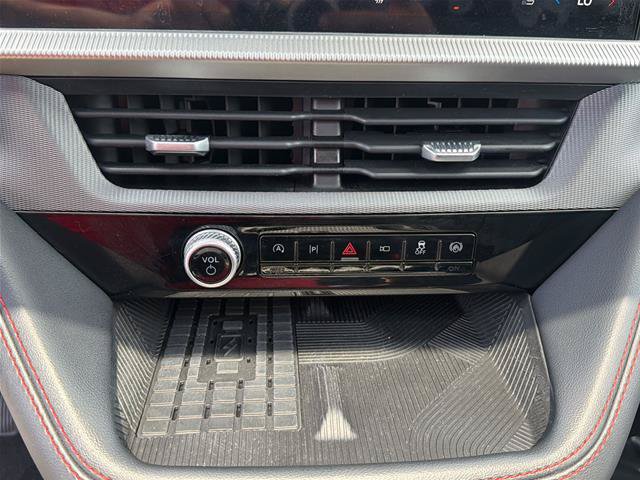 Certified 2025 Ford Explorer ST-Line w/ Premium Package AWD/4WD image 21