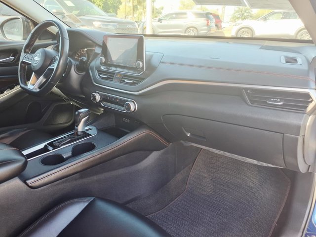 Used 2022 Nissan Altima 2.5 SR image 10