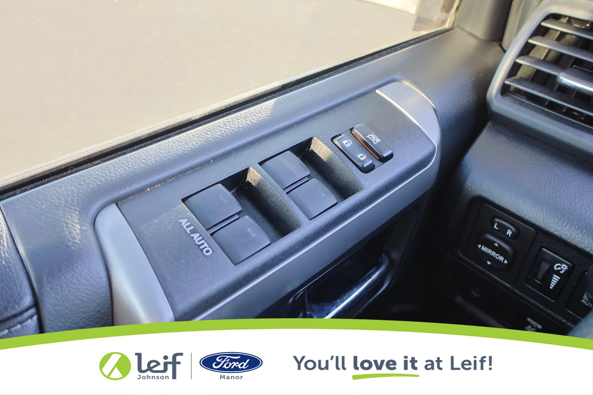 Used 2020 Toyota 4Runner SR5 image 14