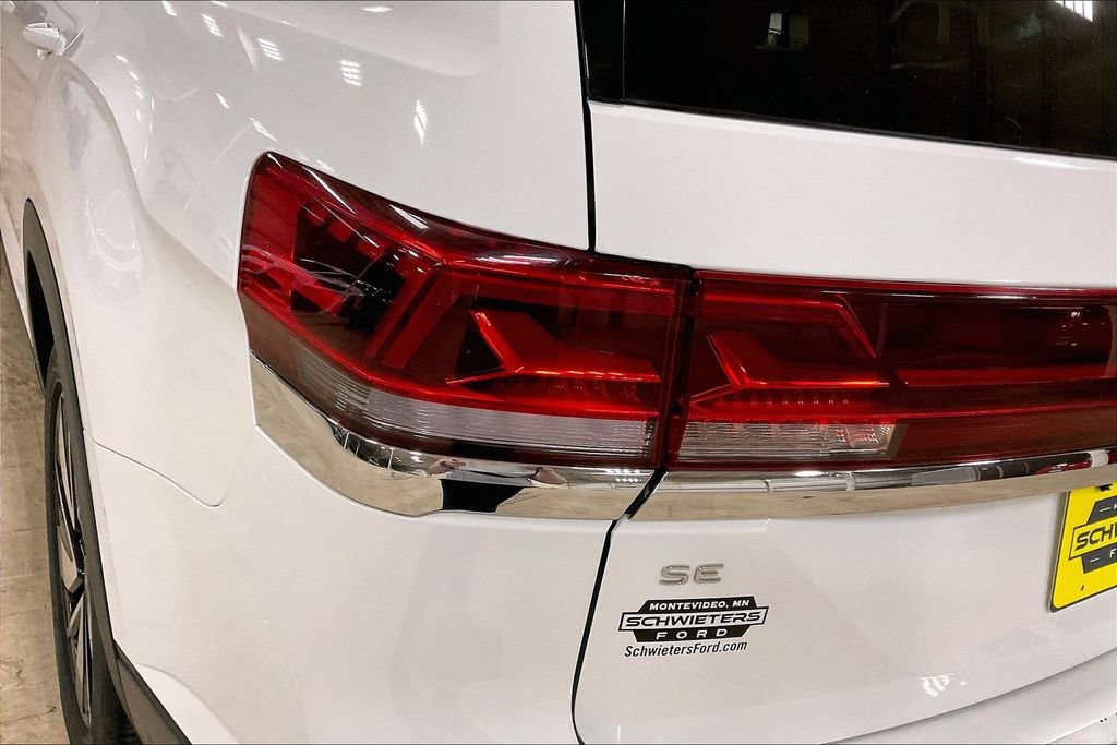 Used 2025 Volkswagen Atlas SE AWD/4WD image 28