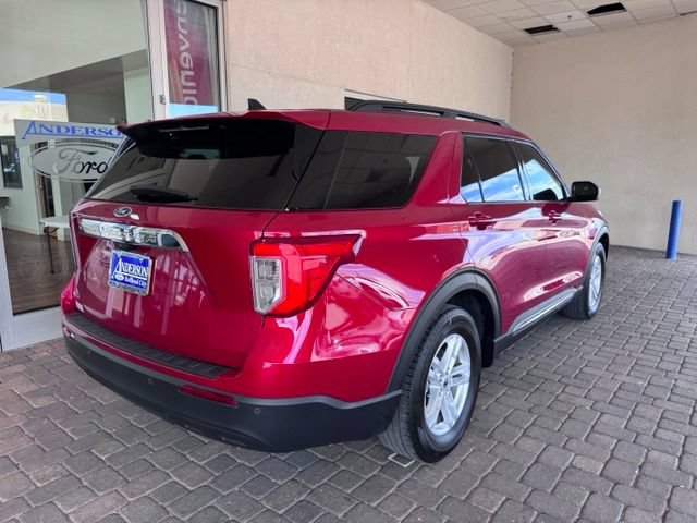 Certified 2024 Ford Explorer XLT RWD image 5