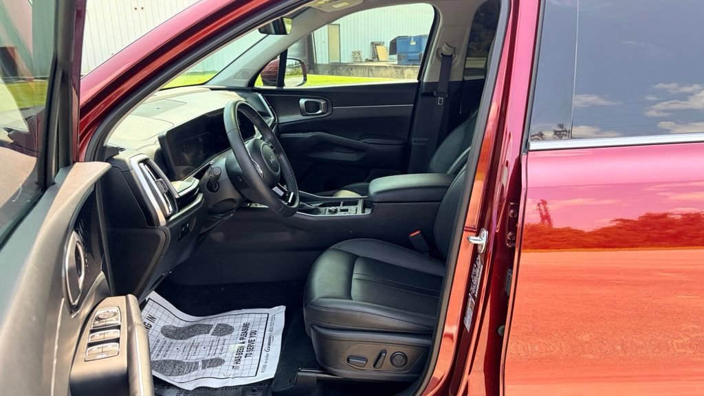 Used 2024 Kia Sorento EX FWD image 17