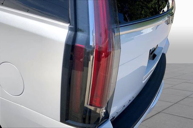 Used 2017 Cadillac Escalade Premium Luxury AWD/4WD image 28