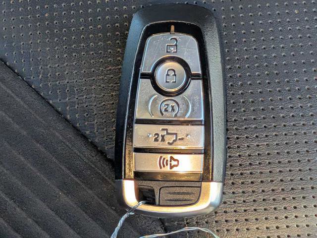 Certified 2023 Ford F150 Raptor w/ Raptor Carbon Fiber Package image 32