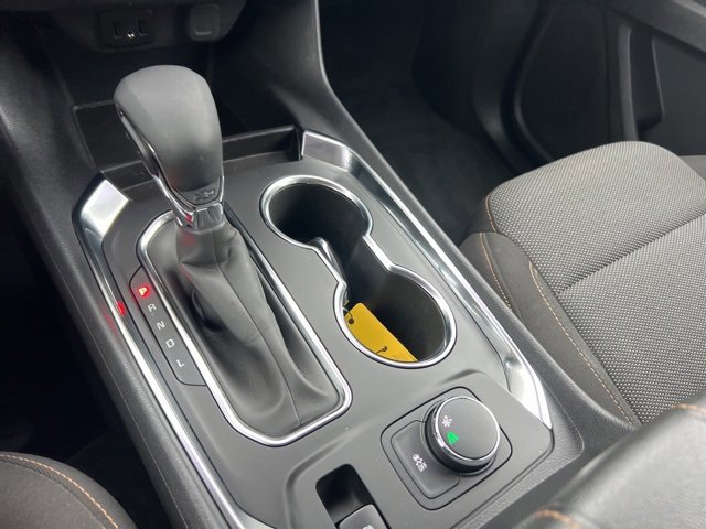 Used 2021 Chevrolet Traverse LT image 16