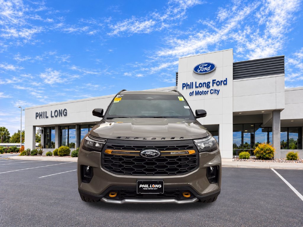 Certified 2026 Ford Explorer ST AWD/4WD image 2