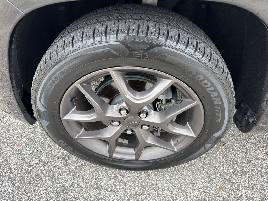 Used 2019 Jeep Grand Cherokee Limited X image 13