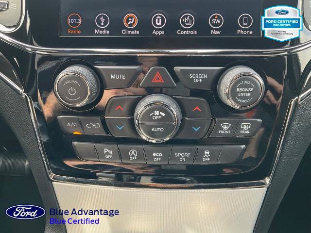 Used 2019 Jeep Grand Cherokee Overland w/ Interior Metal Package AWD/4WD image 12