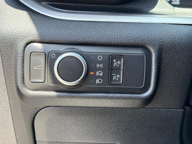 Certified 2021 Ford Explorer XLT RWD image 27