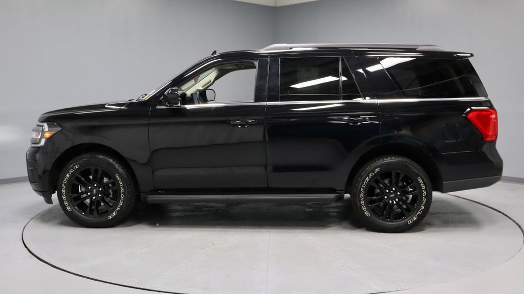 Certified 2024 Ford Expedition XLT AWD/4WD image 9
