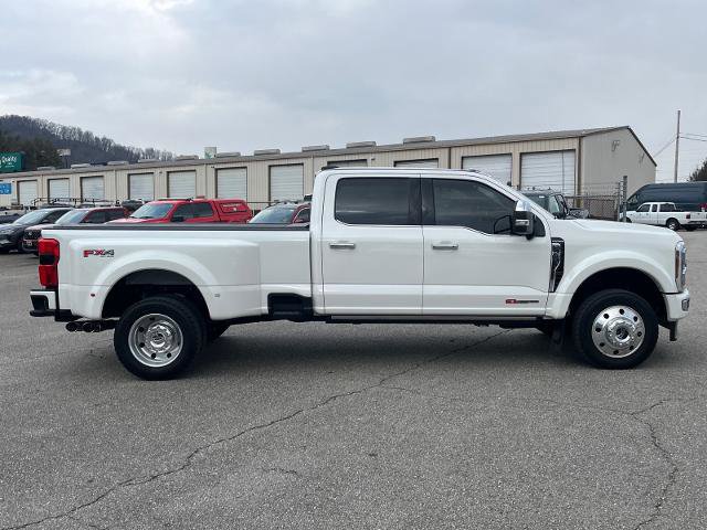 Certified 2024 Ford F450 Platinum w/ FX4 Off-Road Package image 2