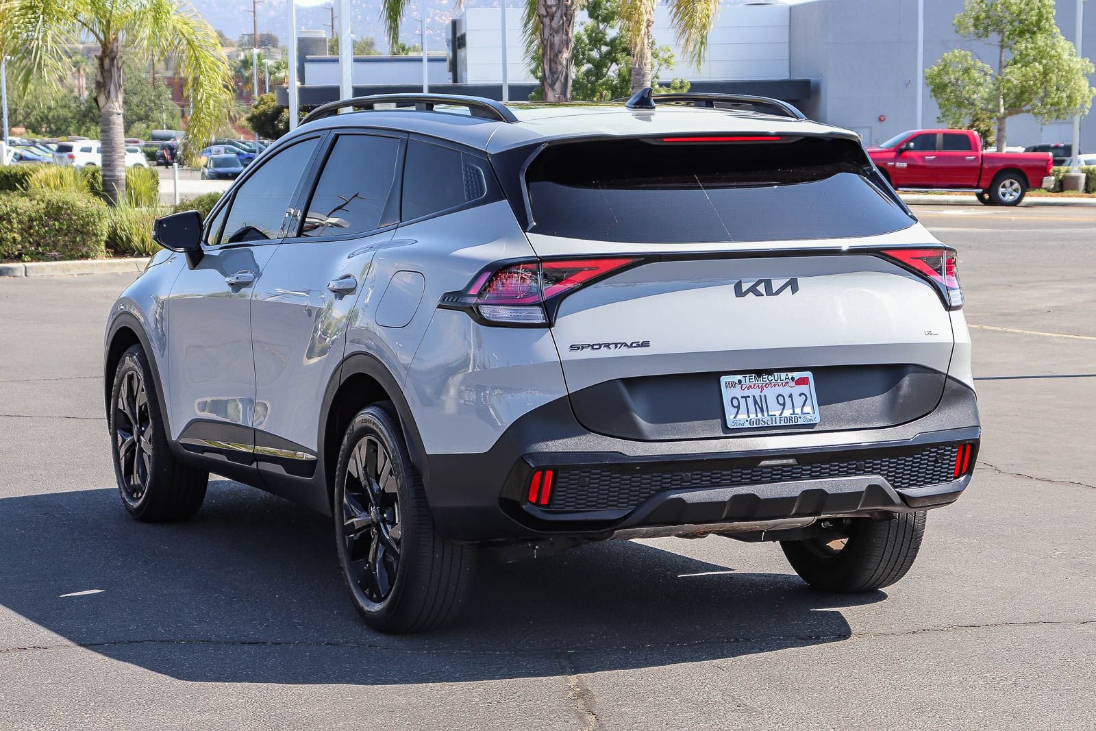 Used 2025 Kia Sportage X-Line w/ Premium Package AWD/4WD image 6