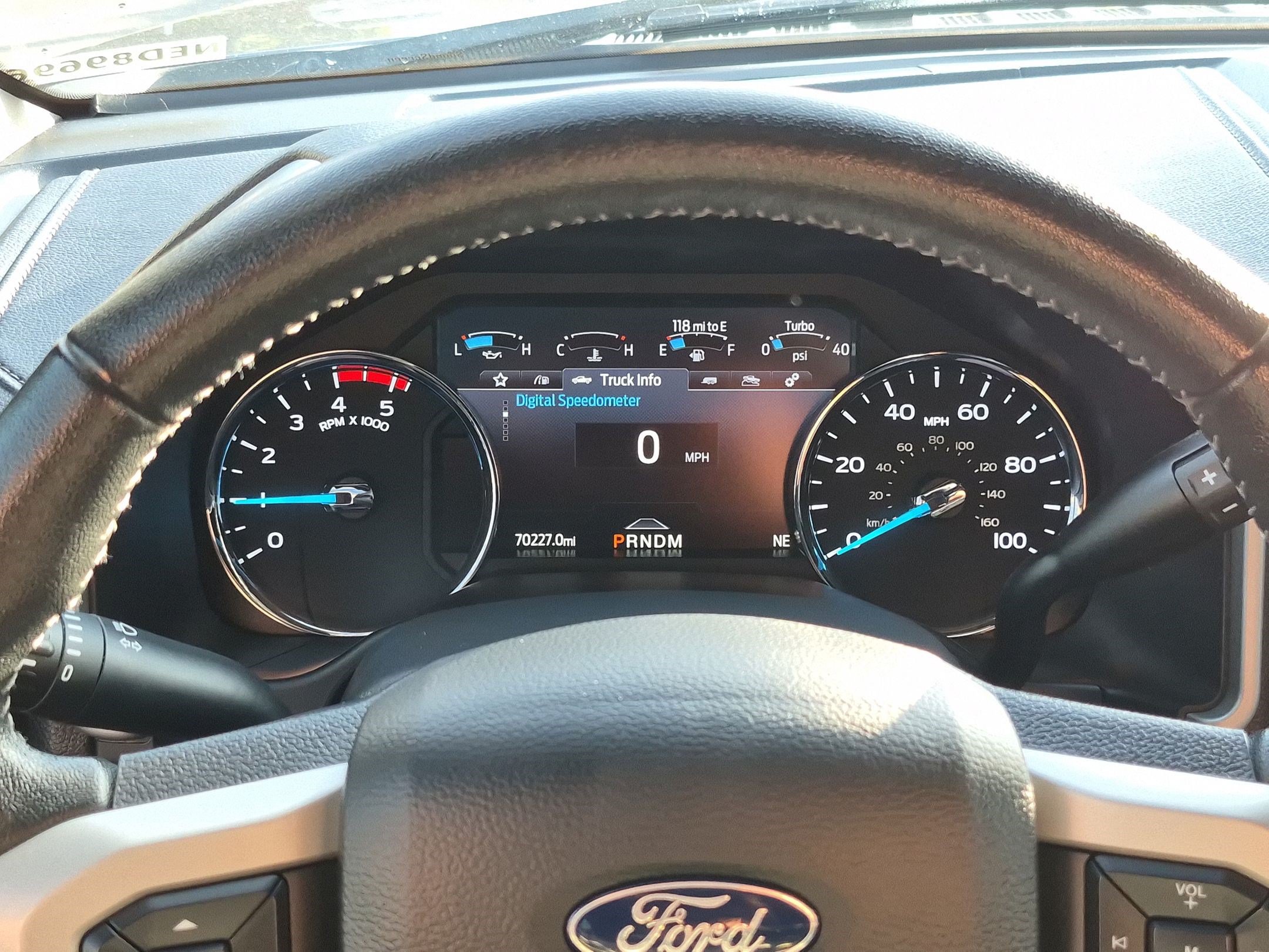 Certified 2022 Ford F350 Lariat w/ Black Appearance Package AWD/4WD image 22