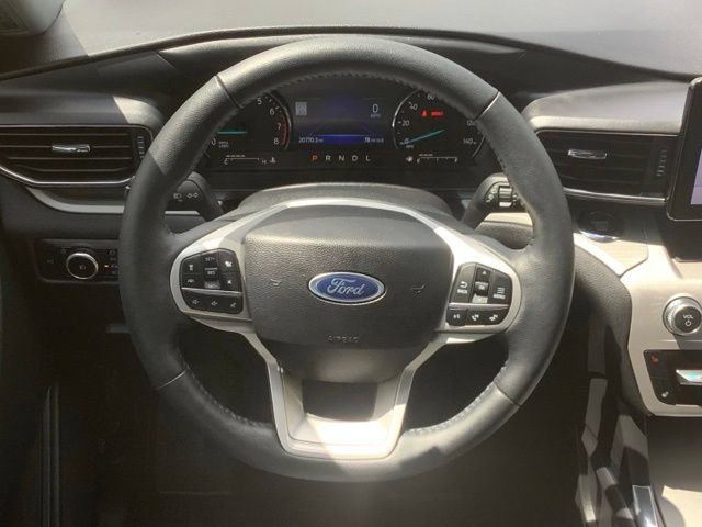 Certified 2023 Ford Explorer XLT w/ Equipment Group 202A AWD/4WD image 13