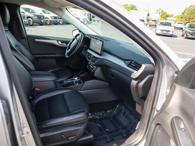 Certified 2024 Ford Escape Platinum AWD/4WD image 28