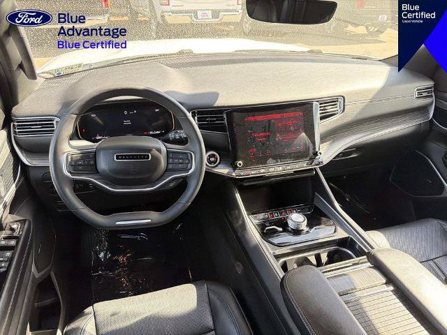 Used 2024 Jeep Wagoneer Series II w/ Flexible Seating Group AWD/4WD image 9