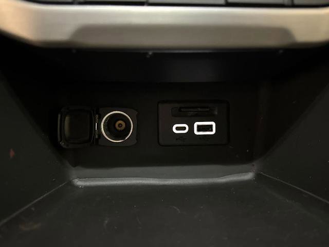 Used 2023 GMC Acadia SLT image 27