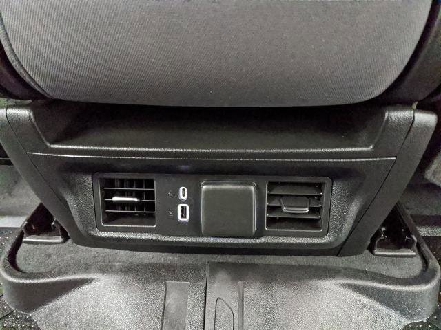 Used 2023 Chevrolet Silverado 1500 LT image 13