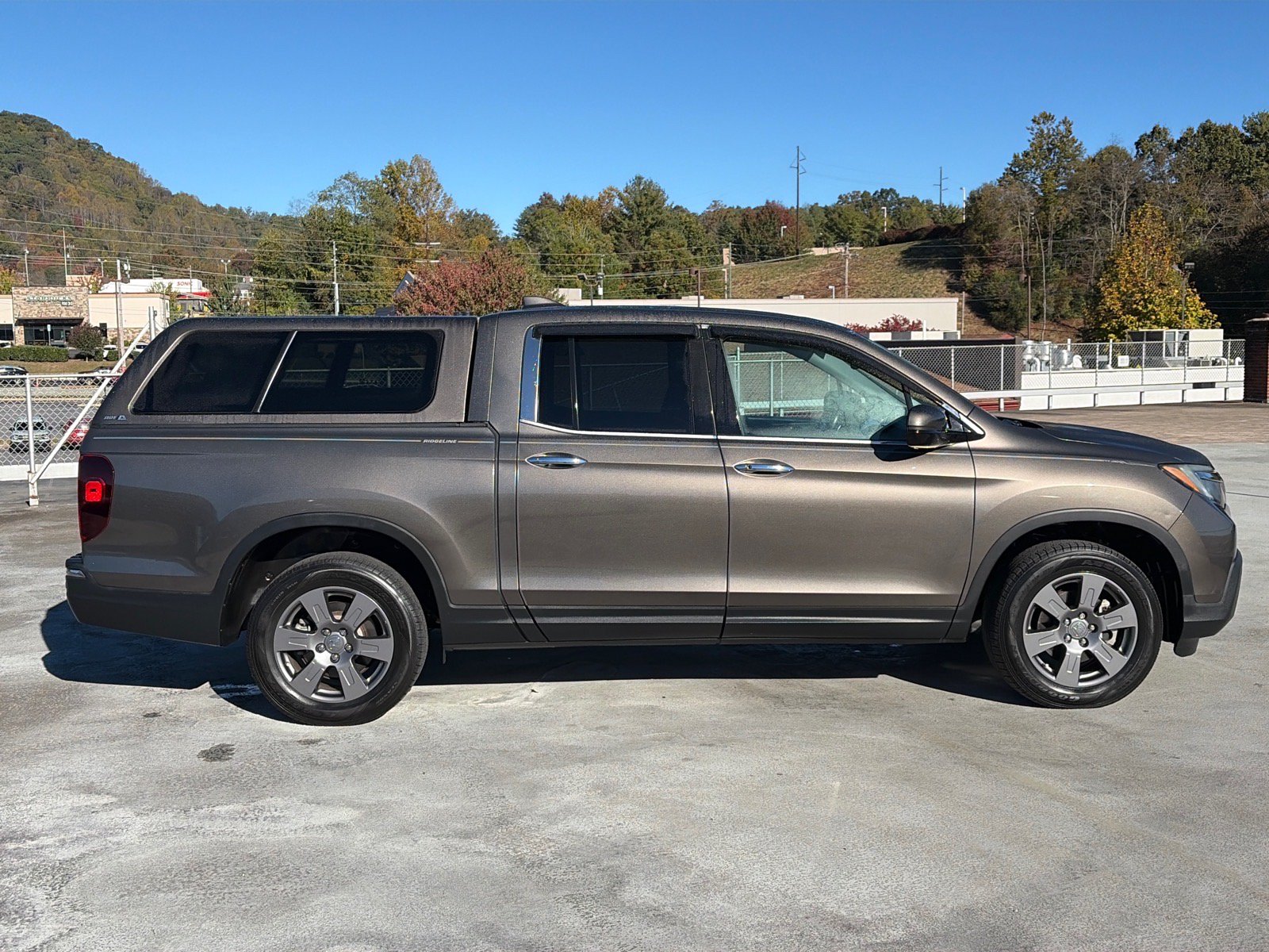 Used 2020 Honda Ridgeline RTL-E image 2