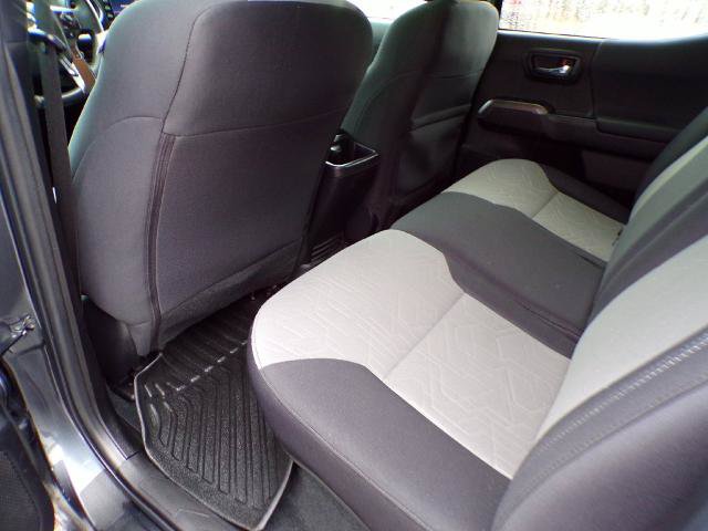 Used 2023 Toyota Tacoma TRD Sport w/ Technology Package AWD/4WD image 12