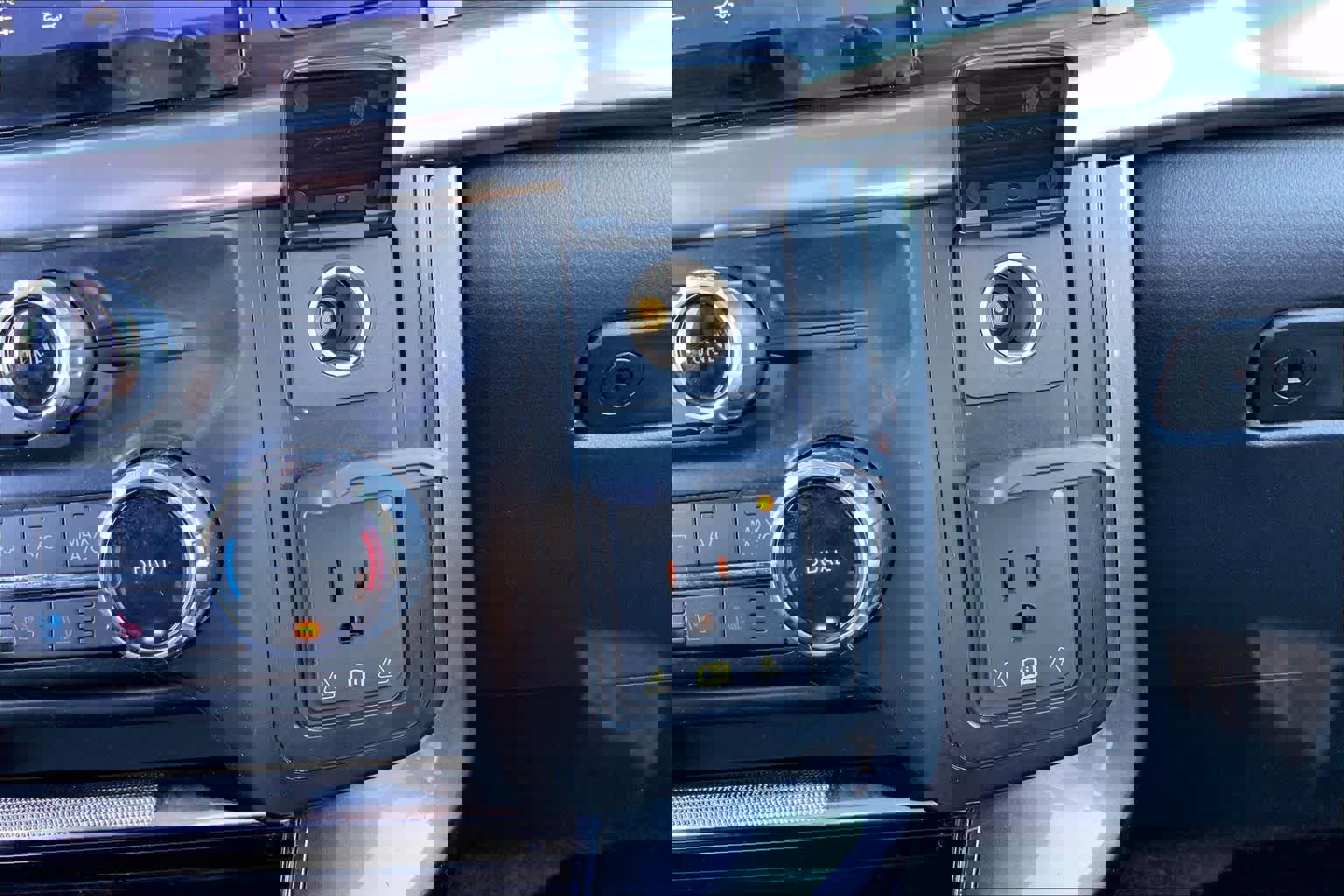 Certified 2022 Ford F150 Lariat w/ Trailer Tow Package image 32