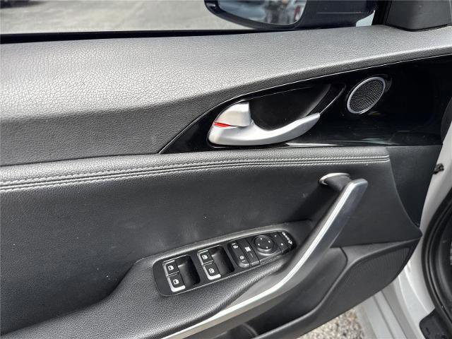 Used 2021 Kia Stinger GT-Line image 24