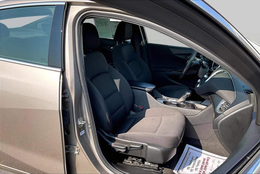 Used 2024 Chevrolet Malibu LT FWD image 7
