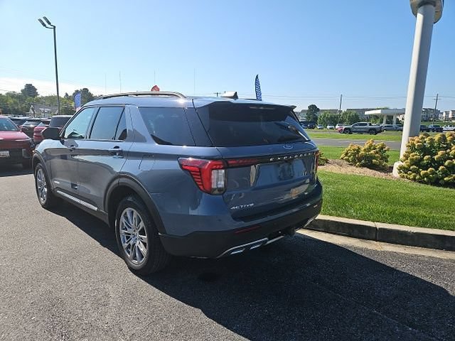 Certified 2025 Ford Explorer Active w/ Active Comfort Package AWD/4WD image 2