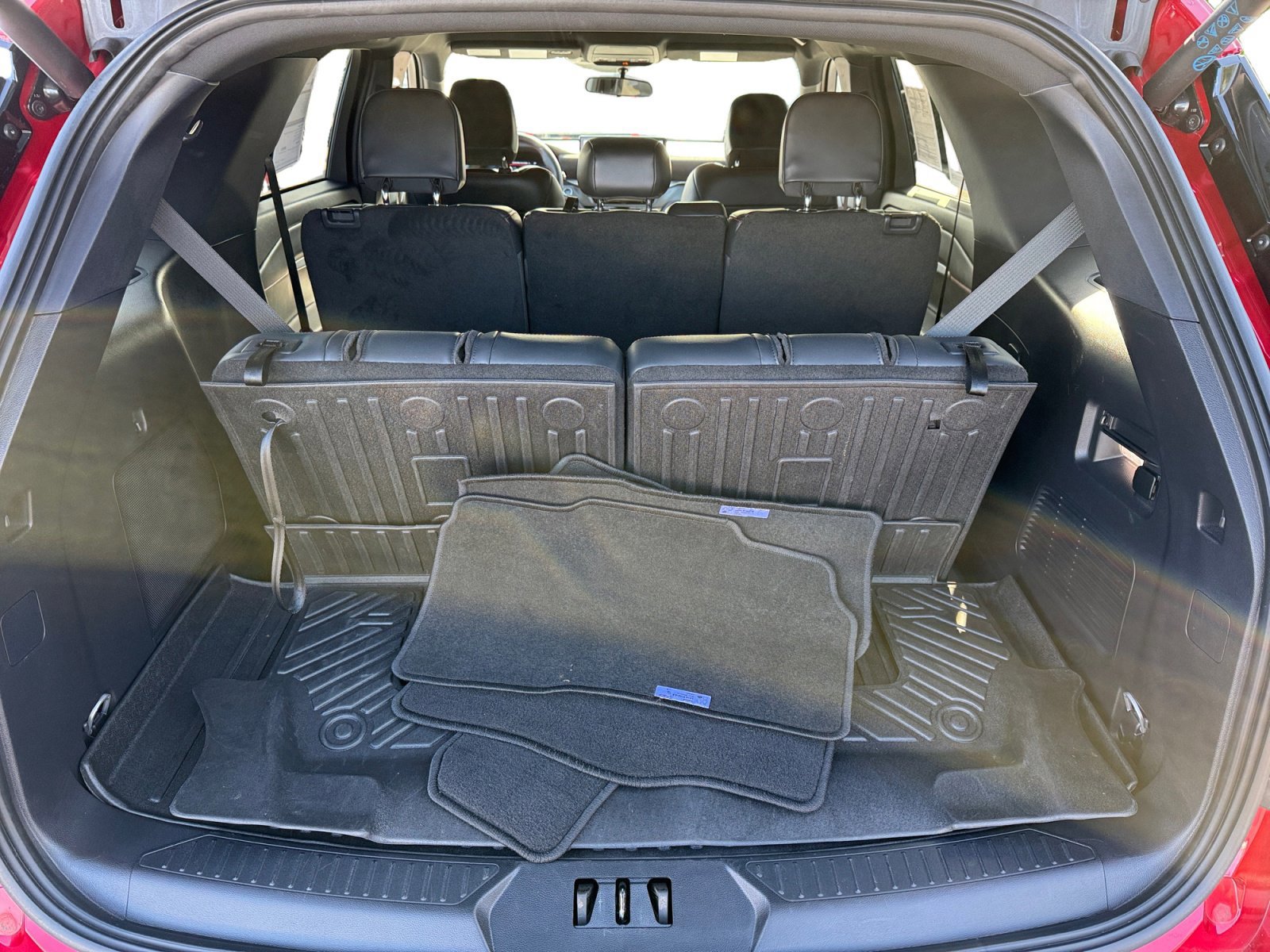 Certified 2025 Ford Explorer ST-Line image 17