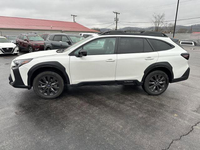 Used 2025 Subaru Outback Onyx Edition image 6